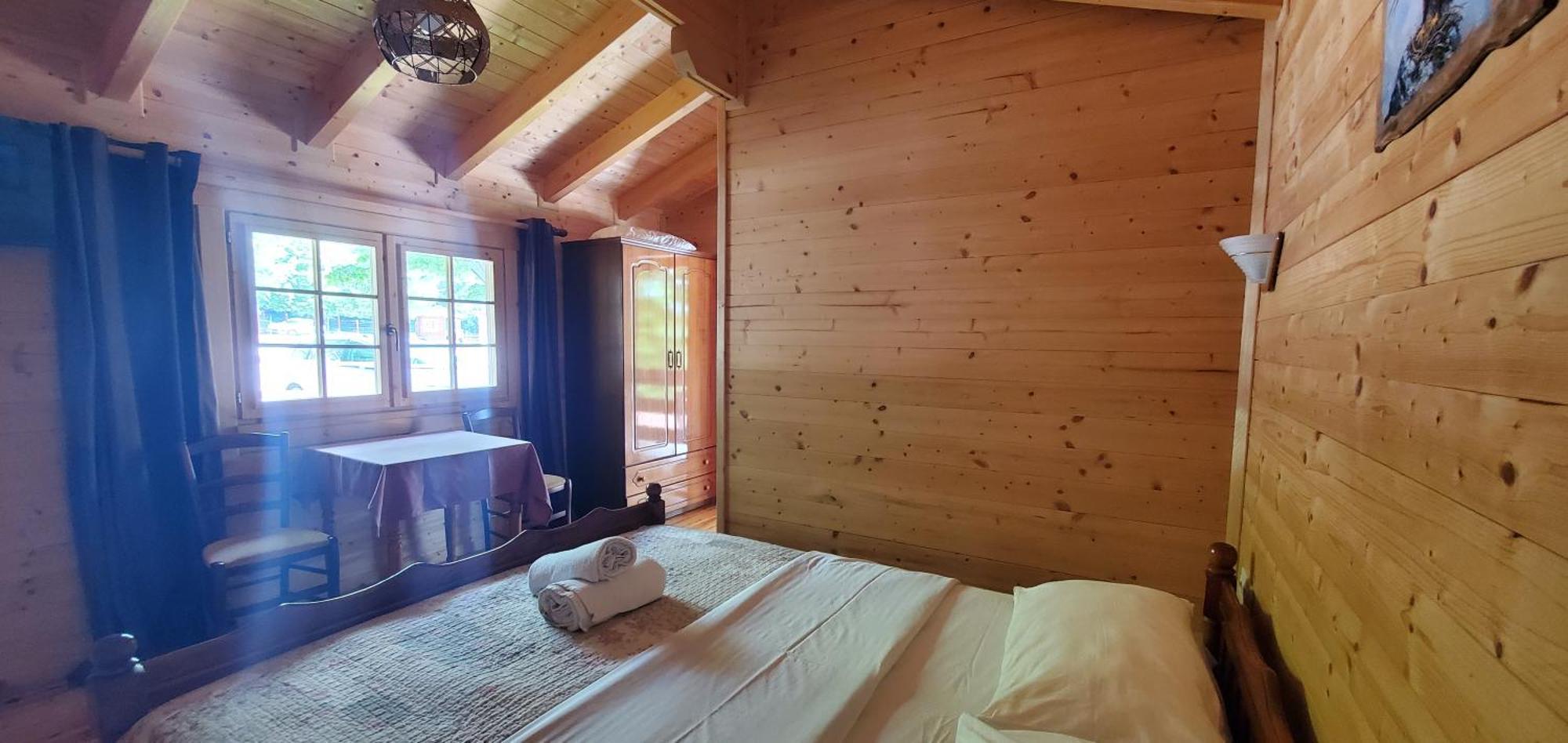 Hotel Panorama Dajti エクステリア 写真